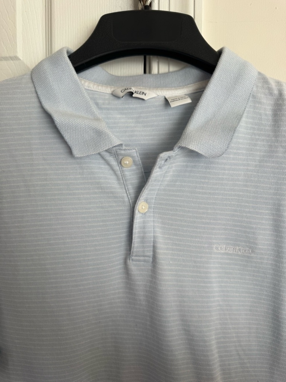 Calvin Klein Men's Medium Polo Shirt Light Blue White Striped Stretch Short Slv - Picture 2 of 10
